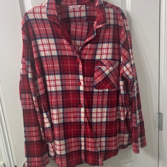 La Vie En Rose Other - La Vie En Rose Fleece Plaid Pajama set New without tag